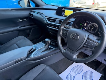 Used Lexus UX 2020 for sale - 78034115: Photo