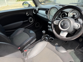 Used MINI Convertible 2009 for sale - 78759164: Photo