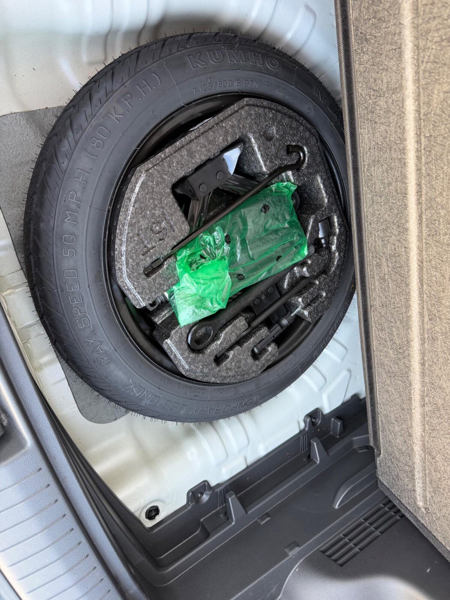 Used Hyundai KONA for sale - 78035122: Photo 8