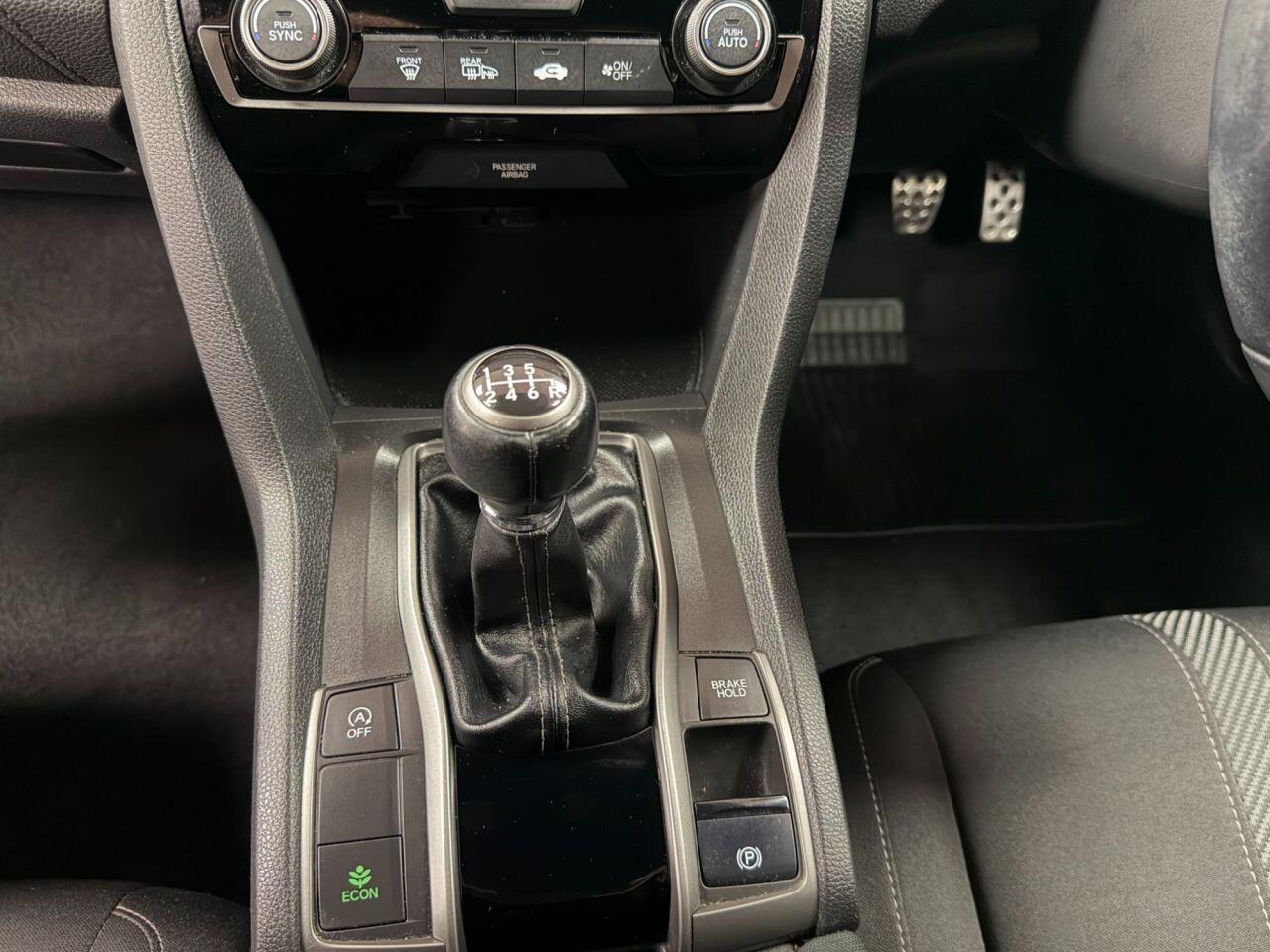 Used Honda Civic 2018 for sale - 76701595: Photo 19