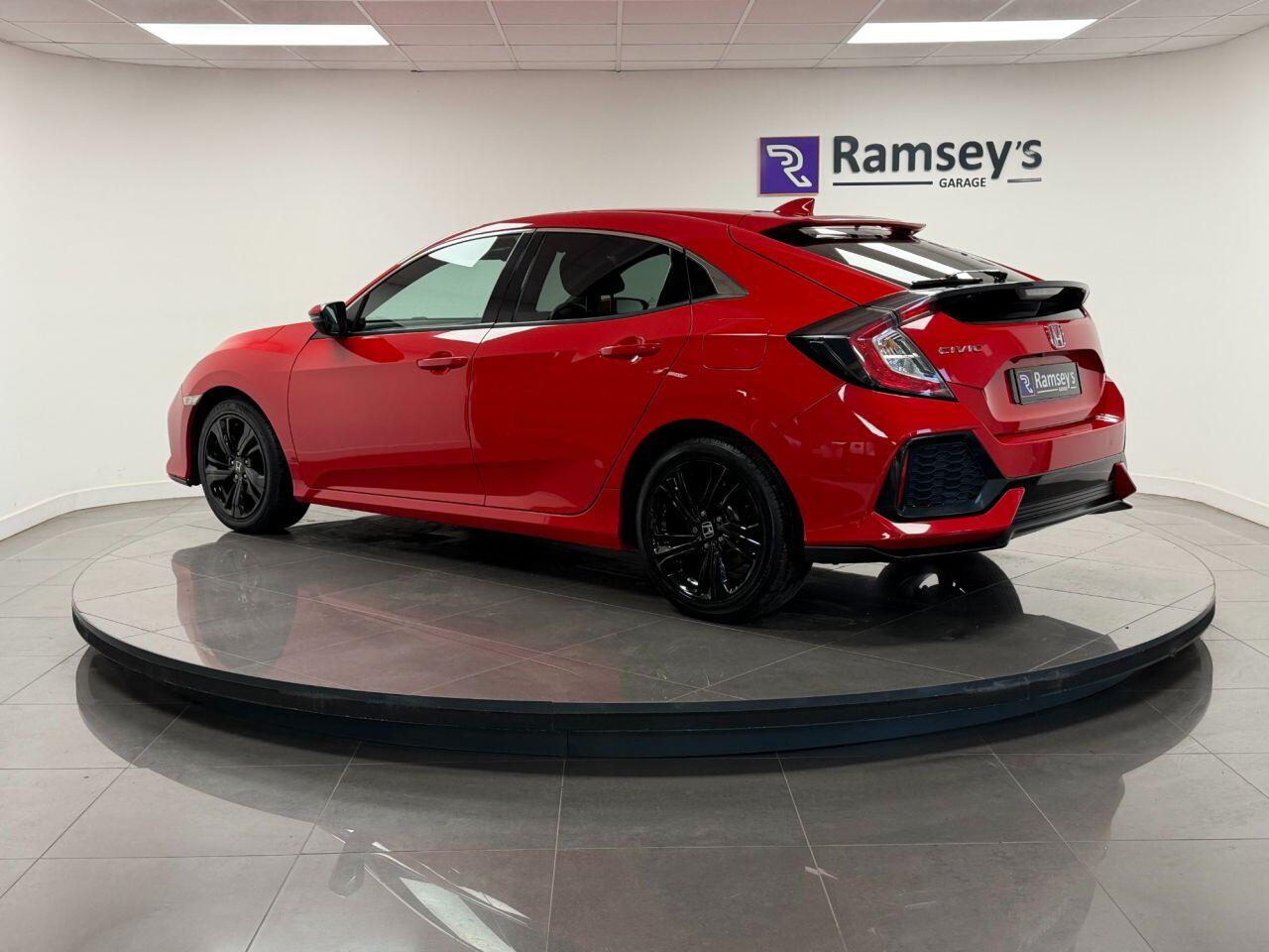 Used Honda Civic 2018 for sale - 76701595: Photo 26