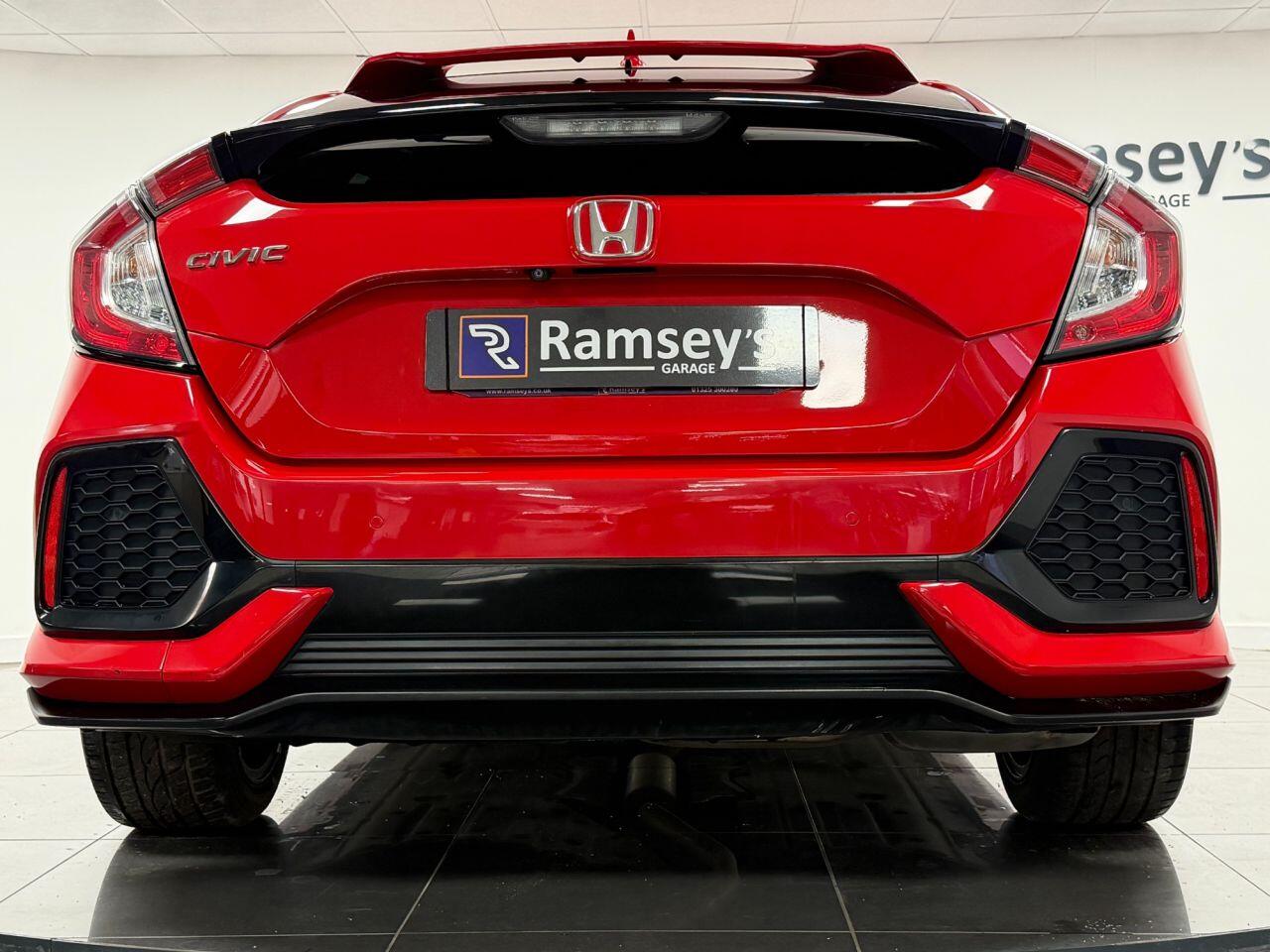 Used Honda Civic 2018 for sale - 76701595: Photo 33