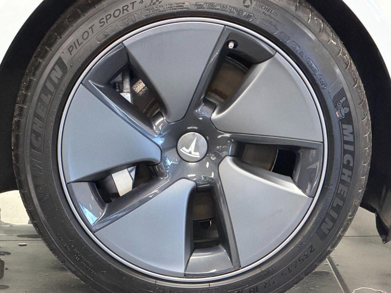 Used Tesla Model 3 2021 for sale - 77066947: Photo 28