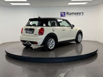 Used MINI Hatch 2019 for sale - 77606731: Photo