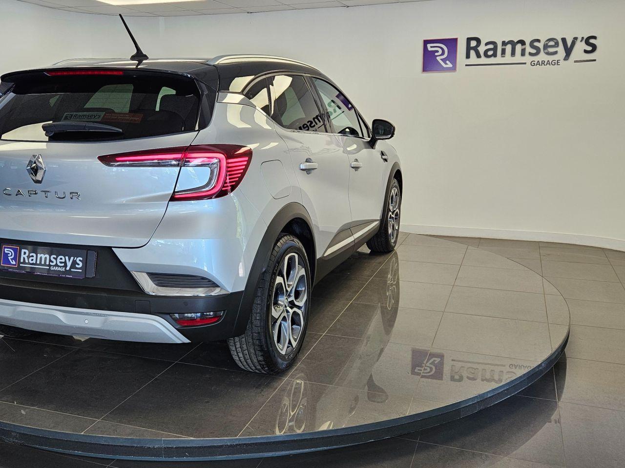 Used Renault Captur 2022 for sale - 76995077: Photo 34