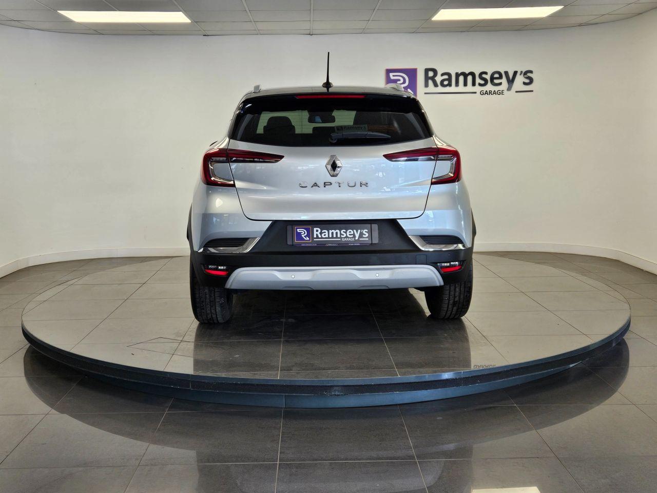 Used Renault Captur 2022 for sale - 76995077: Photo 5