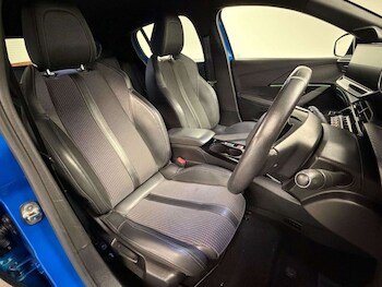 Used Peugeot E-208 2022 for sale - 77505990: Photo