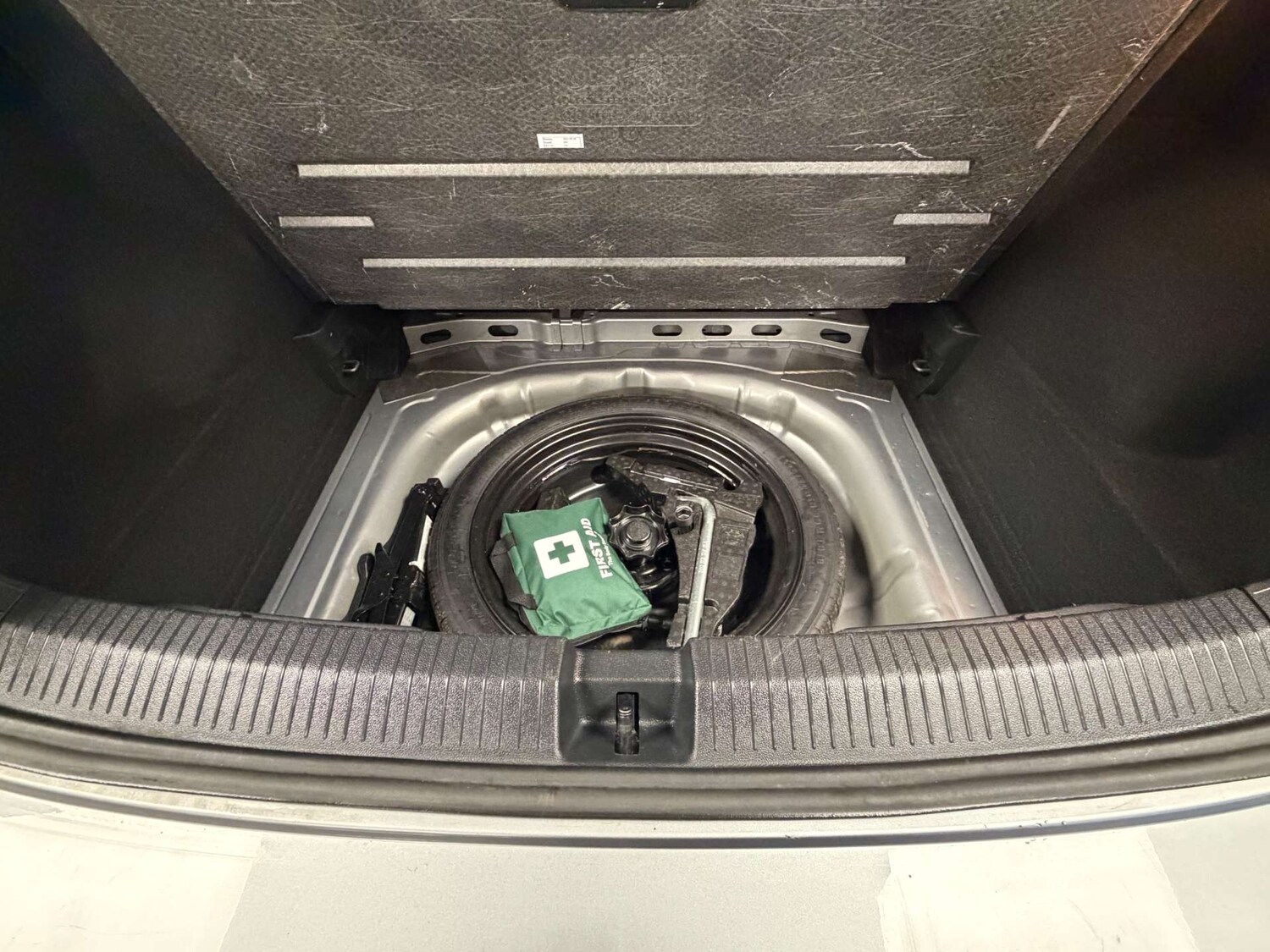 Used Volkswagen T-Roc 2022 for sale - 77506008: Photo 12