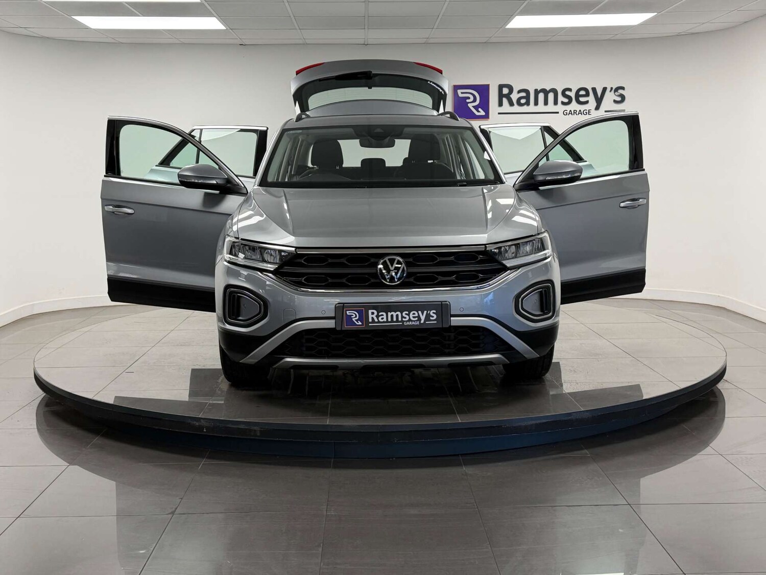 Used Volkswagen T-Roc 2022 for sale - 77506008: Photo 27