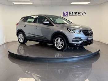 2018 - 1.2 Turbo SE SUV 5dr Petrol Manual Euro 6 (s/s) (130 ps) 12 MONTH MOT + 6 M