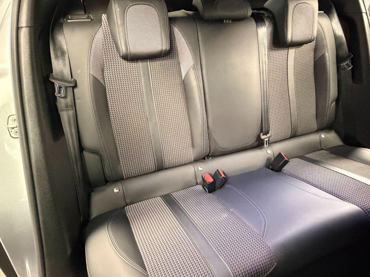 Used Peugeot 2008 2020 for sale - 76562379: Photo 10