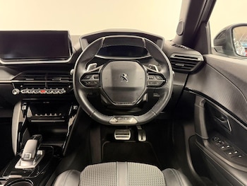 Used Peugeot 2008 2020 for sale - 76562379: Photo