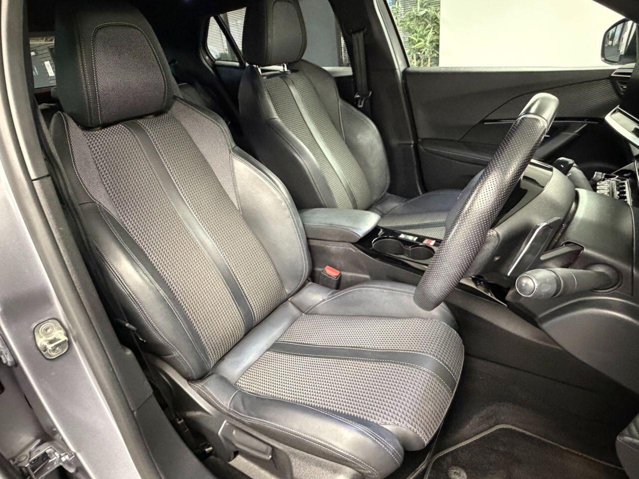 Used Peugeot 2008 2020 for sale - 76562379: Photo 3