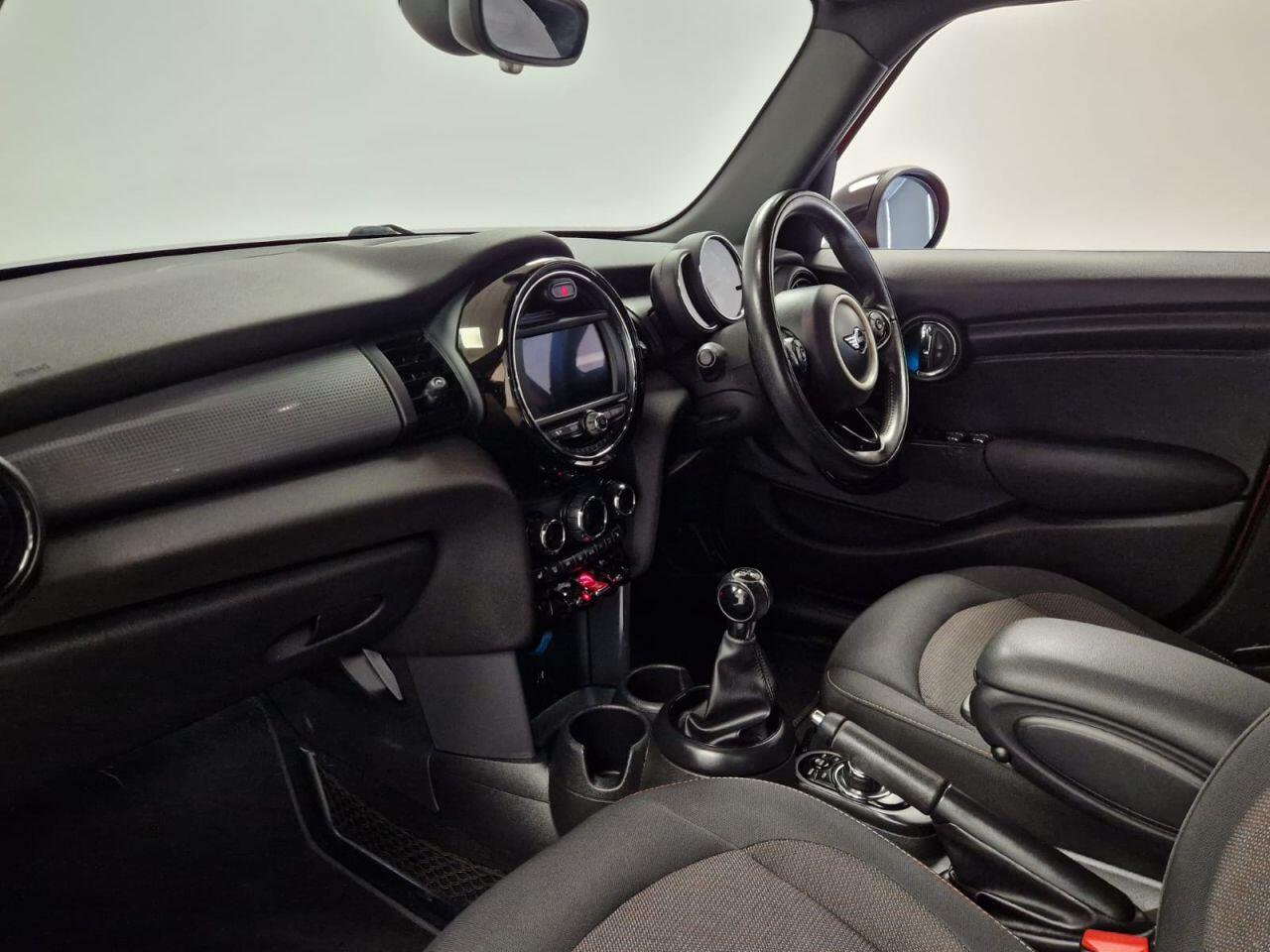 Used MINI Hatch 2018 for sale - 76913639: Photo 11