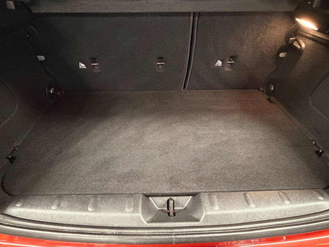 Used MINI Hatch 2018 for sale - 76913639: Photo 12