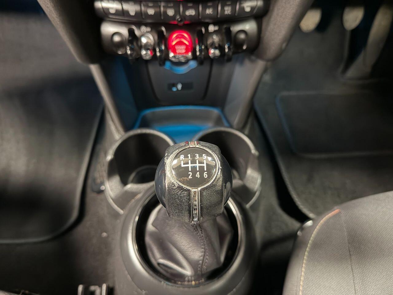 Used MINI Hatch 2018 for sale - 76913639: Photo 18