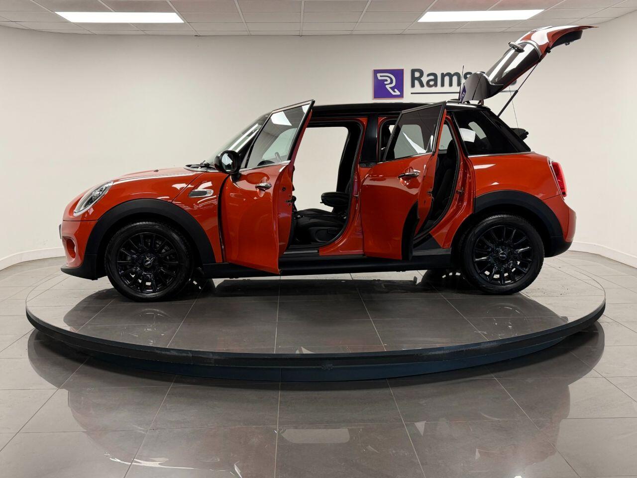 Used MINI Hatch 2018 for sale - 76913639: Photo 27