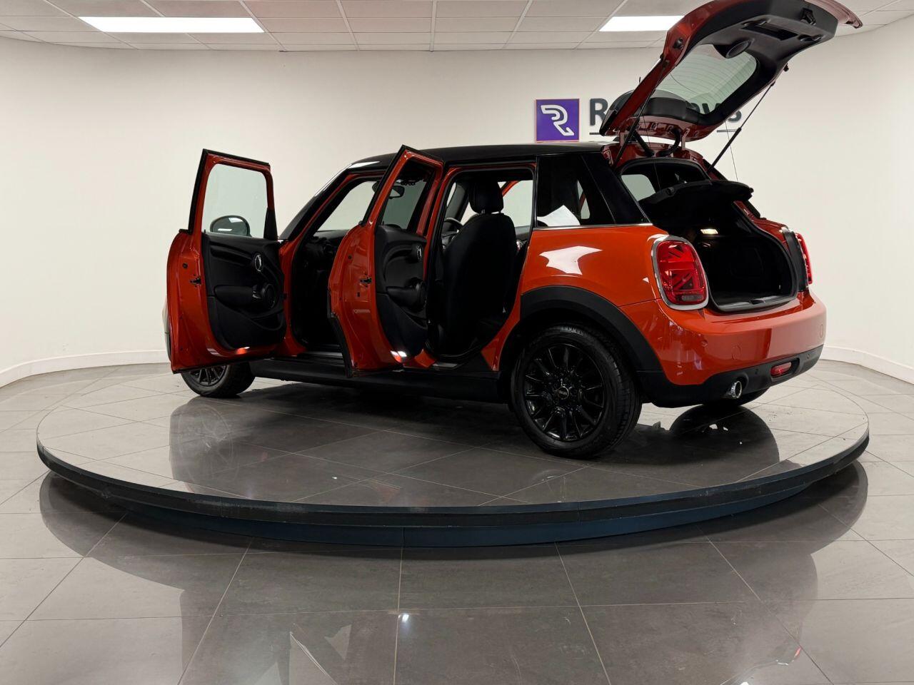 Used MINI Hatch 2018 for sale - 76913639: Photo 28