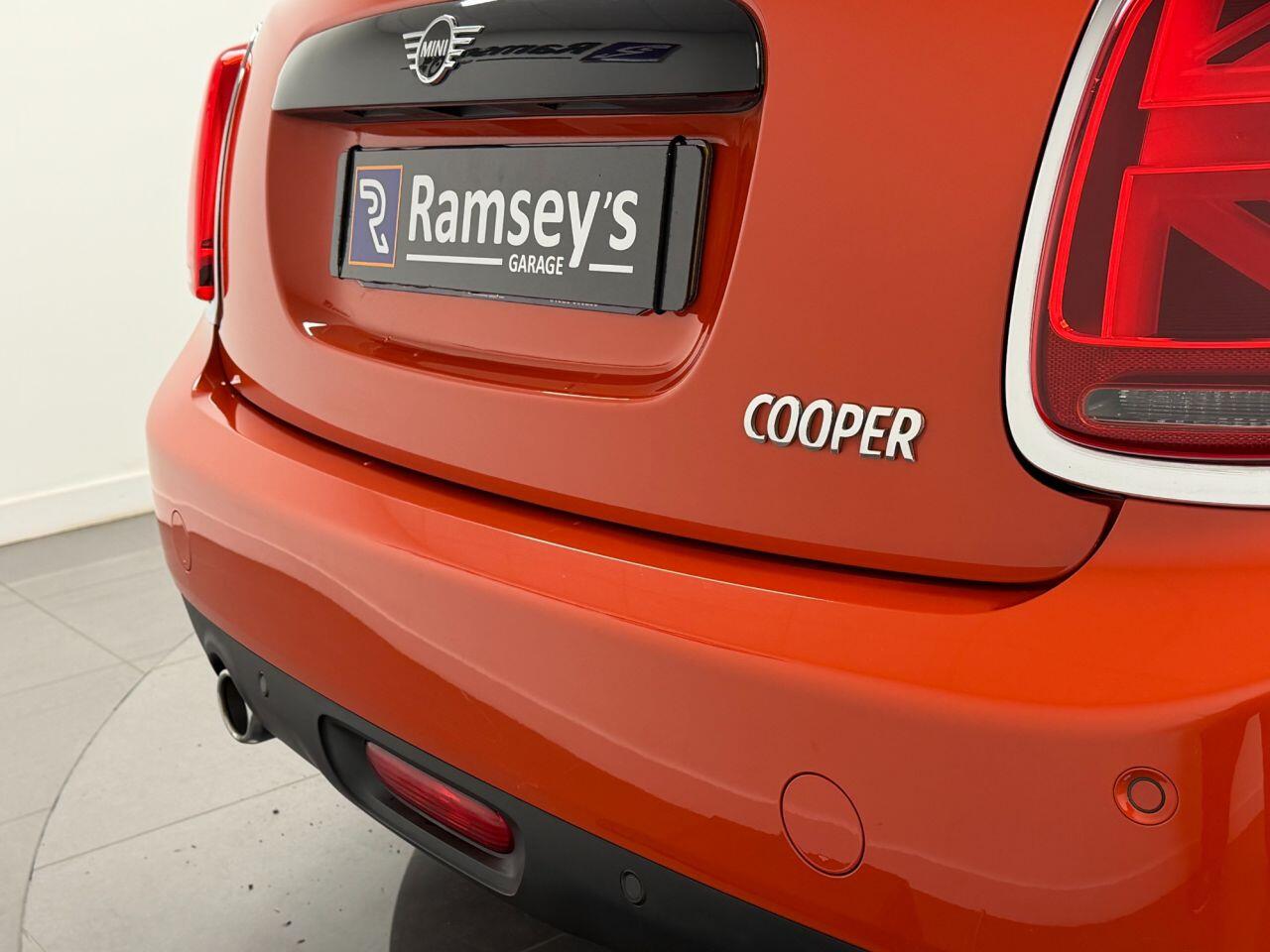 Used MINI Hatch 2018 for sale - 76913639: Photo 38