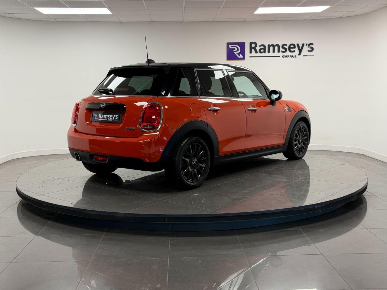 Used MINI Hatch 2018 for sale - 76913639: Photo 4