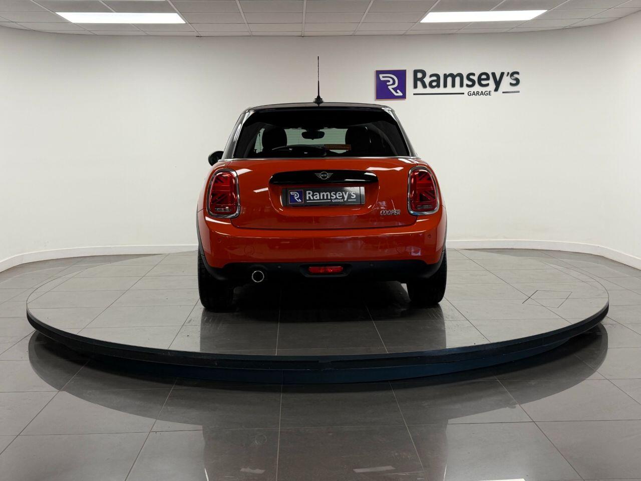 Used MINI Hatch 2018 for sale - 76913639: Photo 5