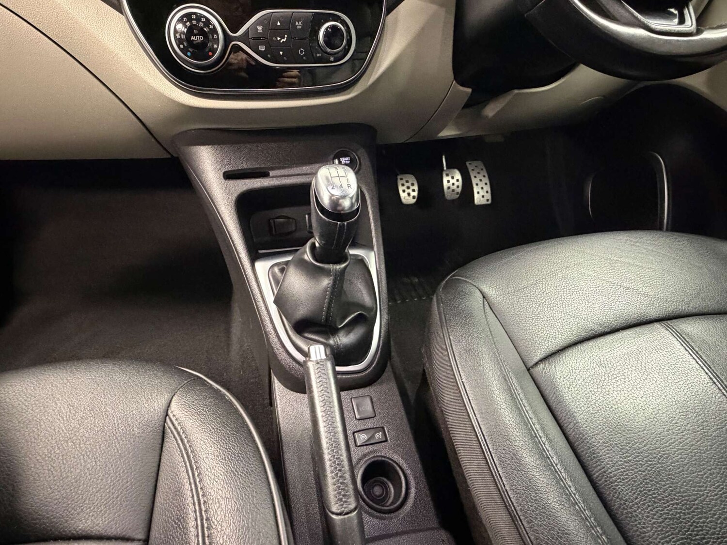 Used Renault Captur 2019 for sale - 77504095: Photo 19