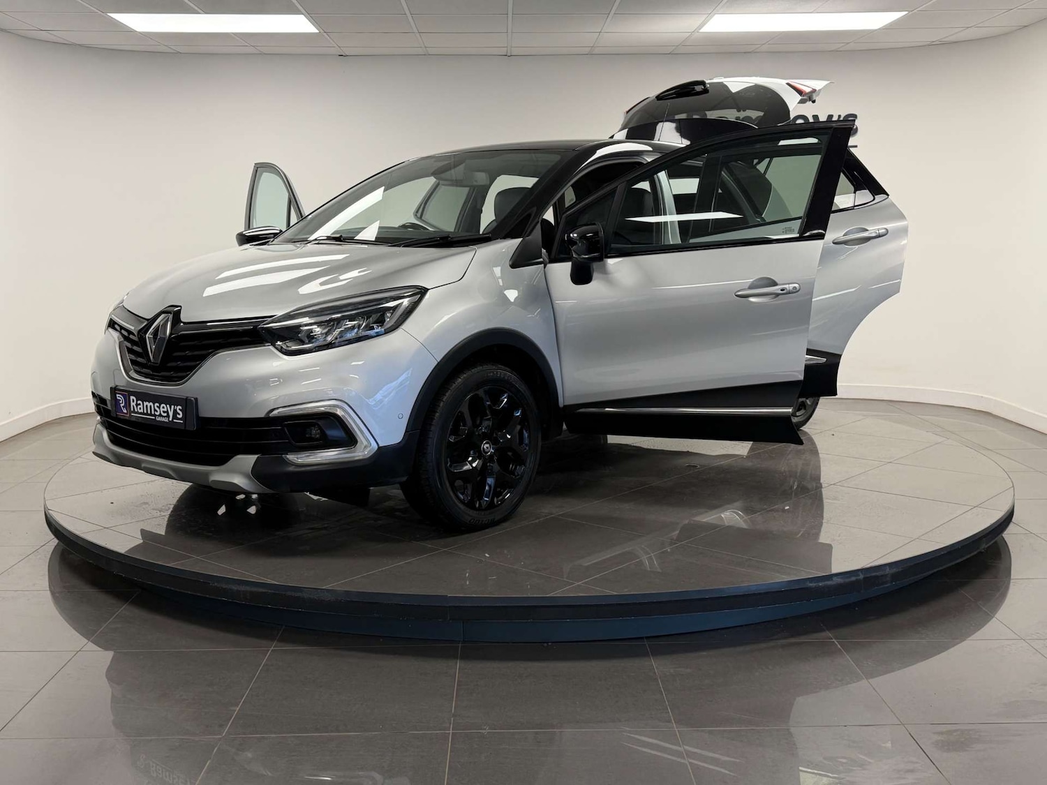 Used Renault Captur 2019 for sale - 77504095: Photo 28