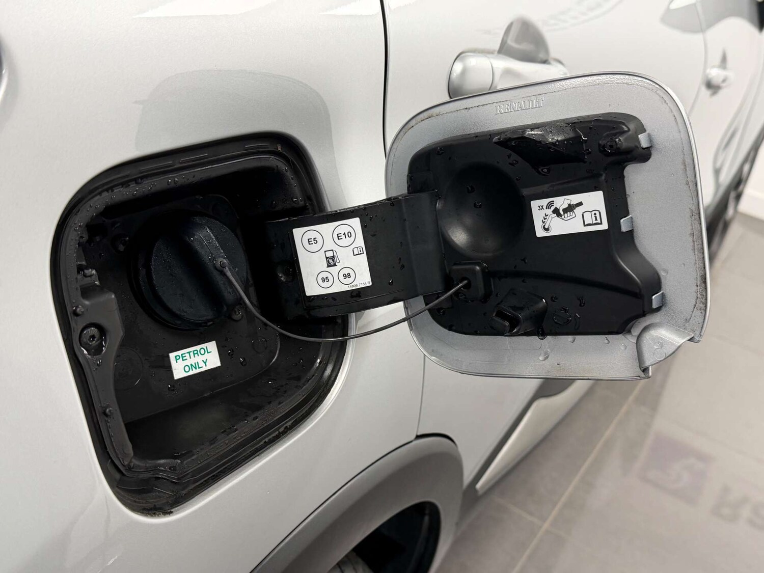 Used Renault Captur 2019 for sale - 77504095: Photo 35