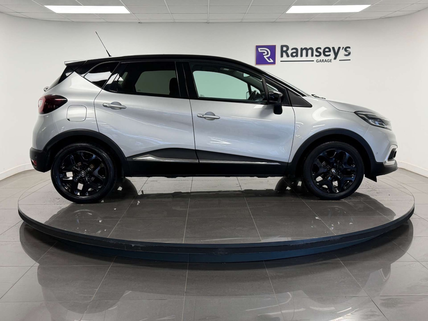 Used Renault Captur 2019 for sale - 77504095: Photo 5