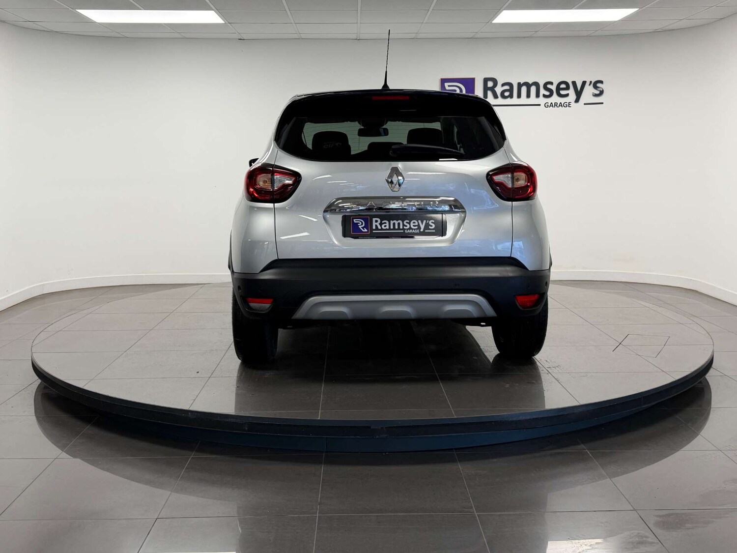 Used Renault Captur 2019 for sale - 77504095: Photo 6