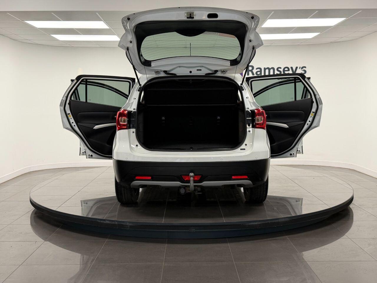 Used Suzuki SX4 S-Cross 2019 for sale - 76700800: Photo 32