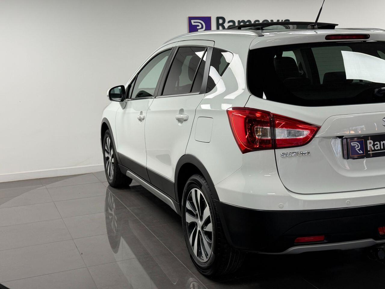 Used Suzuki SX4 S-Cross 2019 for sale - 76700800: Photo 37