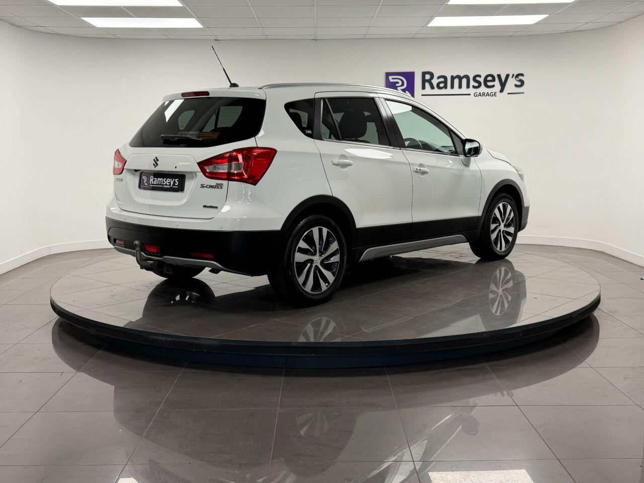 Used Suzuki SX4 S-Cross 2019 for sale - 76700800: Photo 4