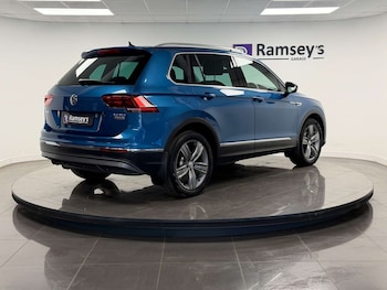 Used Volkswagen Tiguan 2016 for sale - 77583968: Photo