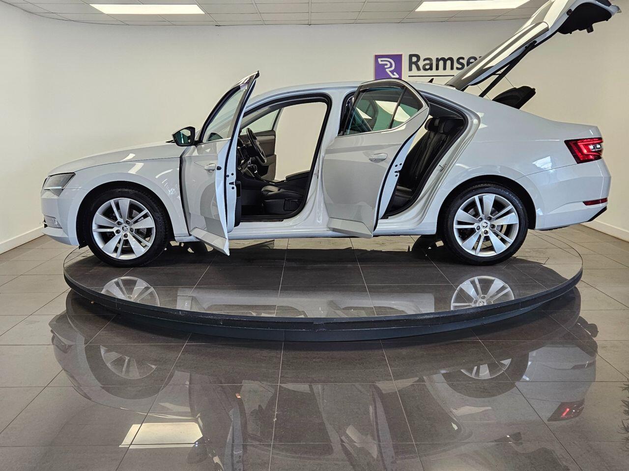 Used Skoda Superb 2017 for sale - 76561376: Photo 31