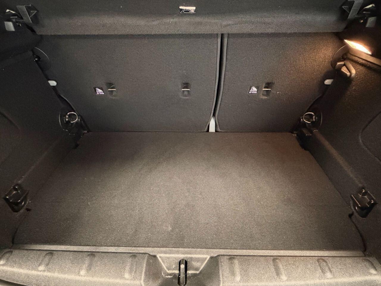 Used MINI Hatch 2019 for sale - 76701990: Photo 11