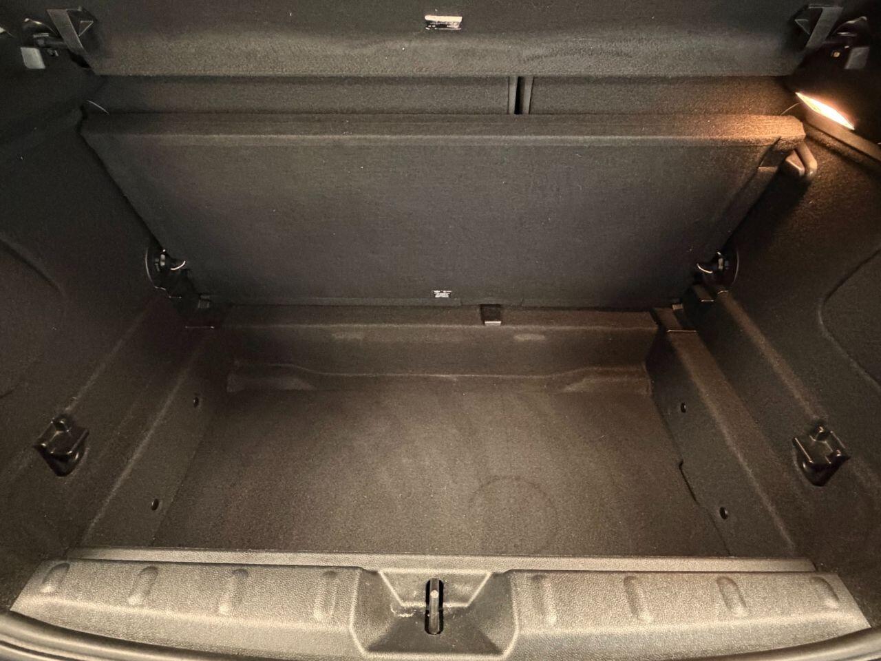 Used MINI Hatch 2019 for sale - 76701990: Photo 12