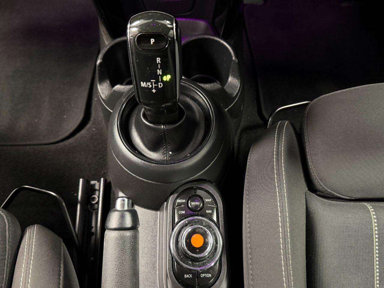 Used MINI Hatch 2019 for sale - 76701990: Photo 19