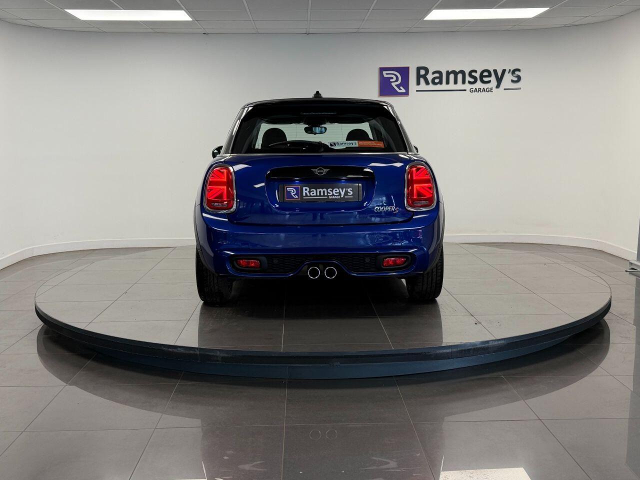 Used MINI Hatch 2019 for sale - 76701990: Photo 5