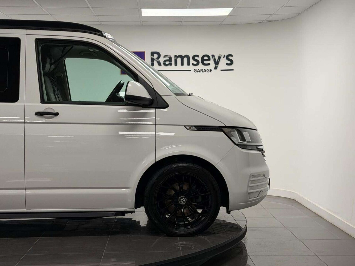 Used Volkswagen Transporter 2023 for sale - 77505989: Photo 23