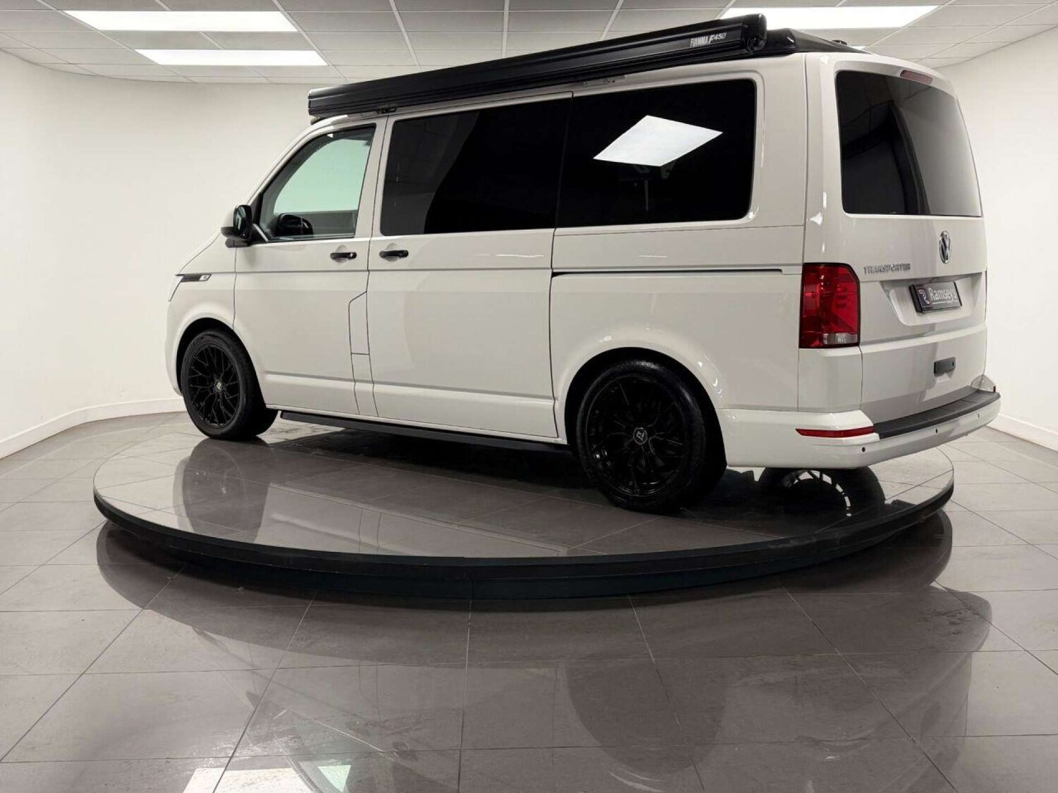 Used Volkswagen Transporter 2023 for sale - 77505989: Photo 26