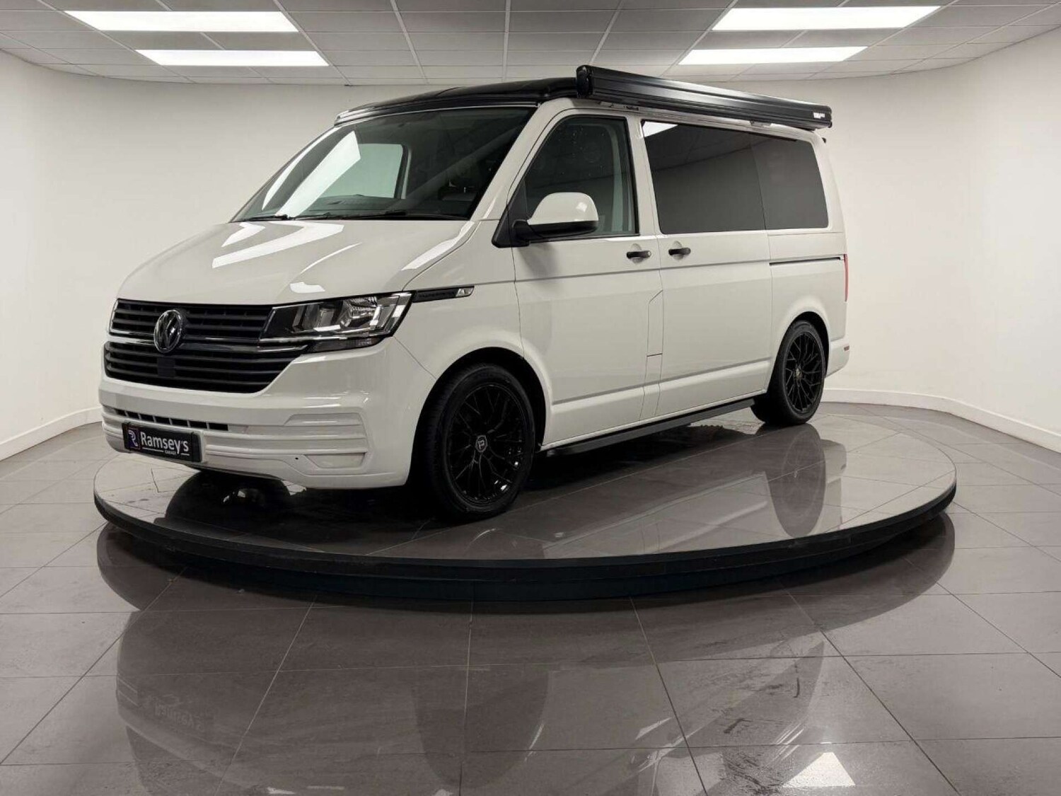 Used Volkswagen Transporter 2023 for sale - 77505989: Photo 7