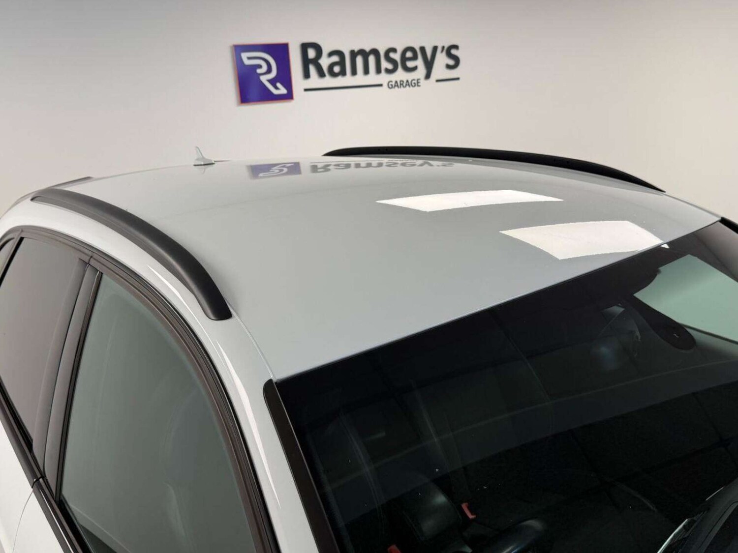 Used Audi Q3 2017 for sale - 77505996: Photo 33