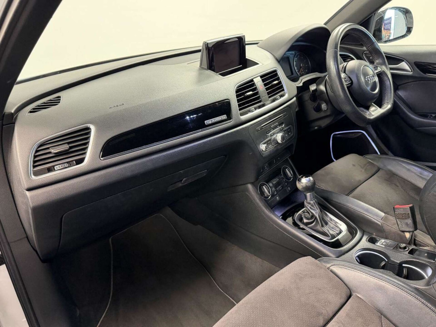 Used Audi Q3 2017 for sale - 77505996: Photo 8