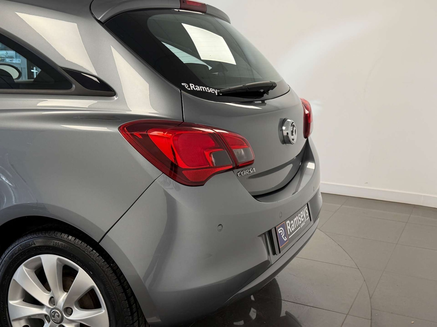 Used Vauxhall Corsa 2017 for sale - 77591947: Photo 39