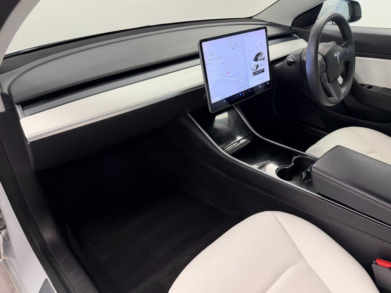 Used Tesla Model 3 2019 for sale - 76562000: Photo 10