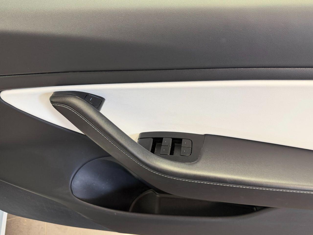 Used Tesla Model 3 2019 for sale - 76562000: Photo 16