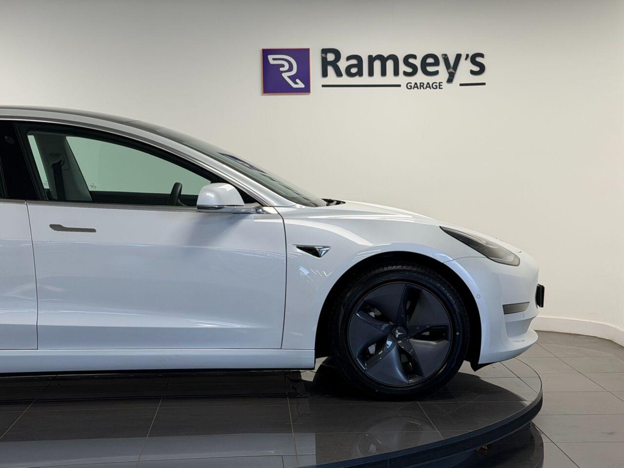 Used Tesla Model 3 2019 for sale - 76562000: Photo 23