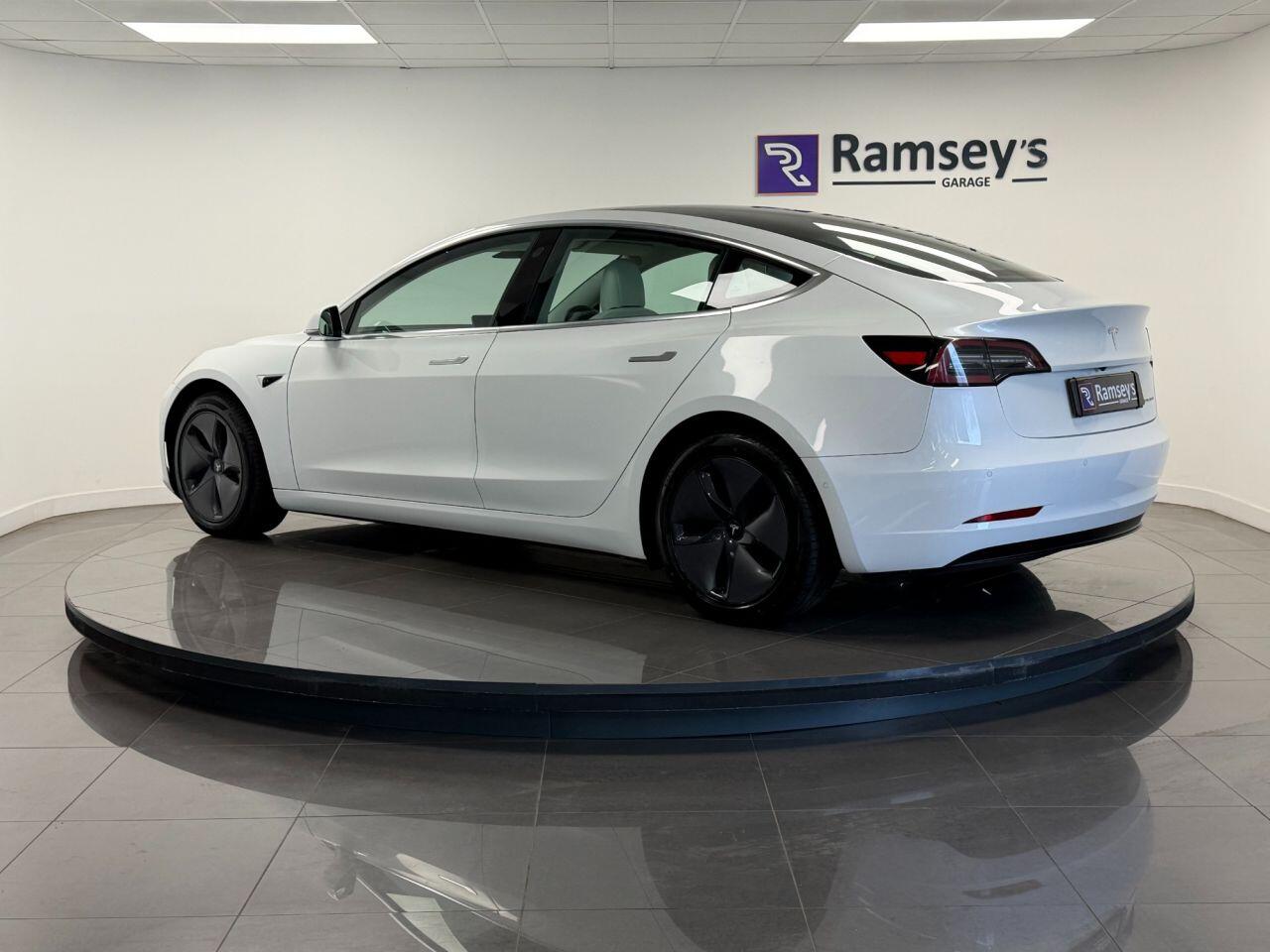 Used Tesla Model 3 2019 for sale - 76562000: Photo 25