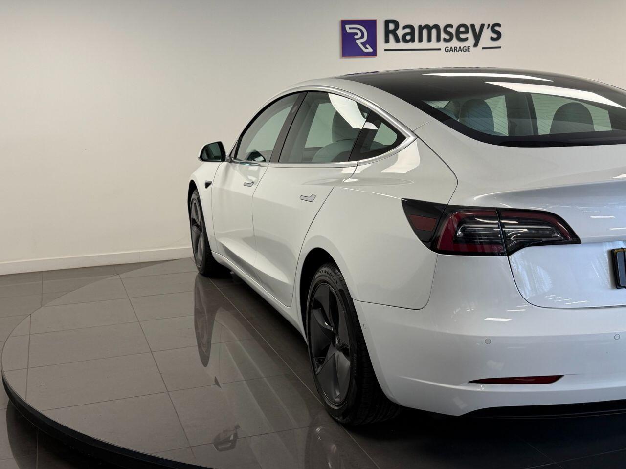 Used Tesla Model 3 2019 for sale - 76562000: Photo 34